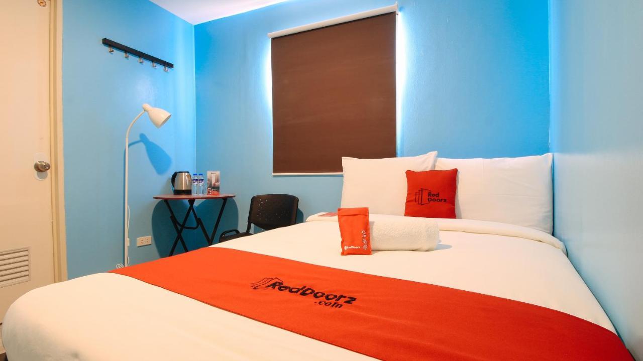 Reddoorz At Hotel Rosemarie Pasay Exterior foto