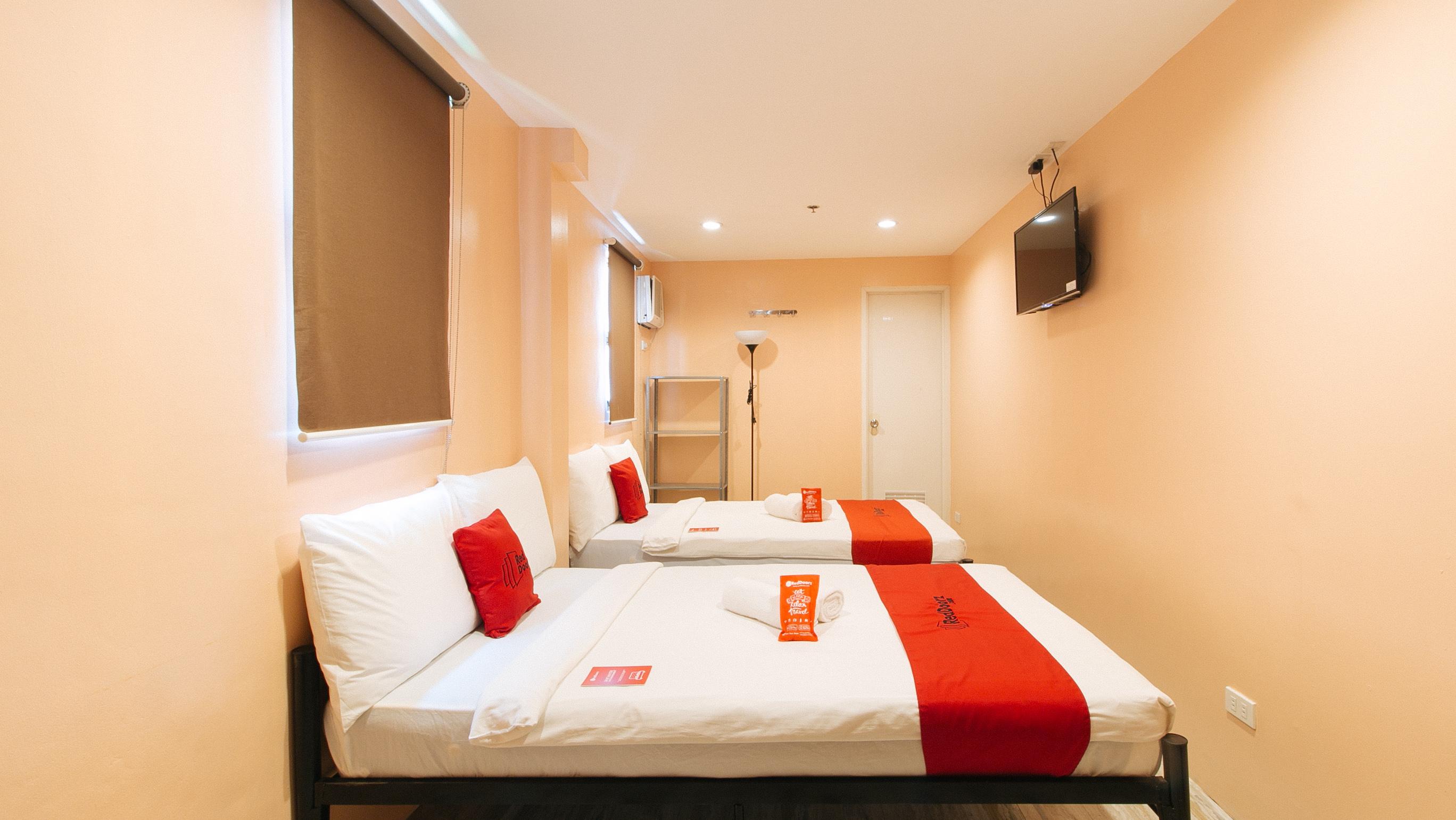 Reddoorz At Hotel Rosemarie Pasay Exterior foto