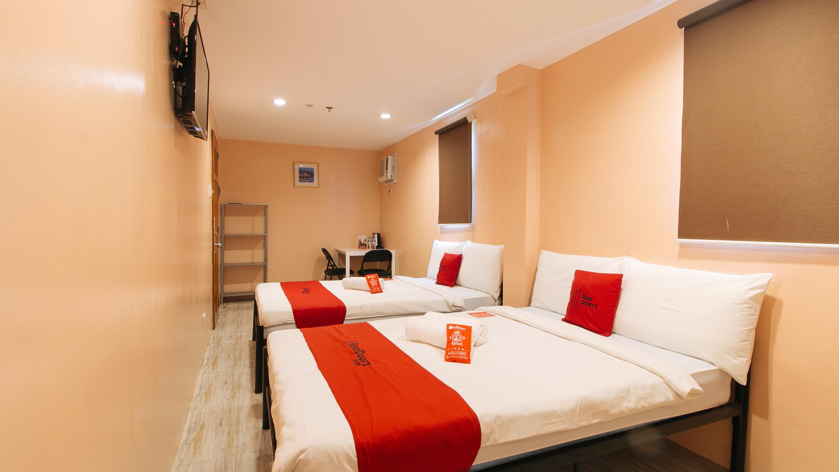 Reddoorz At Hotel Rosemarie Pasay Exterior foto